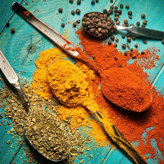 especias-gastronomia-colores-triangulo-estudio